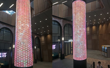 美亞迪P2.5柔性LED圓柱屏亮相韓國地鐵站